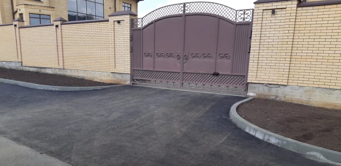 https://bryansk.blago-s.ru/storage/app/uploads/public/646/325/9f3/6463259f3434e253867272.png